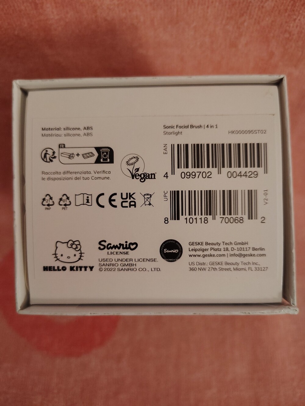 Hello Kitty x GESKE Smart App Guided 4 In 1 Sonic Facial Brush - Picture 12 of 13